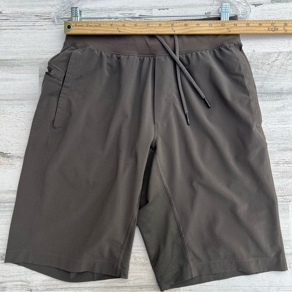 Lululemon Men Shorts Size Medium Activewear Gym‎ Workout,  Unlined - Picture 10 of 12